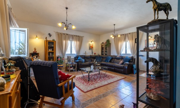 Videresalg - Finca landejendom -
Torre del Rico - Torre Del Rico