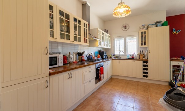 Videresalg - Finca landejendom -
Torre del Rico - Torre Del Rico