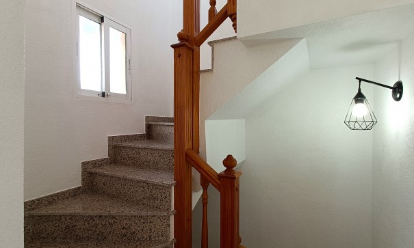 Återförsäljning - Fristående villa -
Orihuela Costa - Castillo de Don Juan