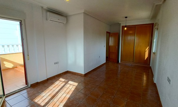 Återförsäljning - Fristående villa -
Orihuela Costa - Castillo de Don Juan