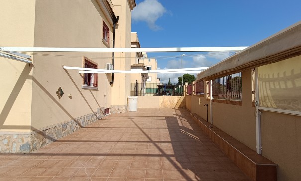 Återförsäljning - Fristående villa -
Orihuela Costa - Castillo de Don Juan