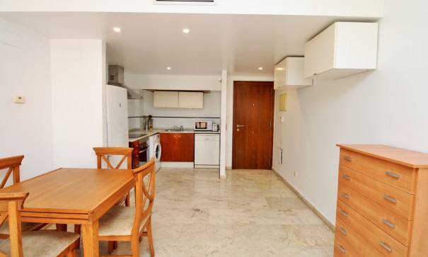 Resale - Wohnung Appartement -
Punta Prima