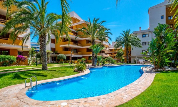 Resale - Wohnung Appartement -
Punta Prima