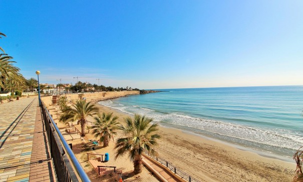 Resale - Wohnung Appartement -
Punta Prima