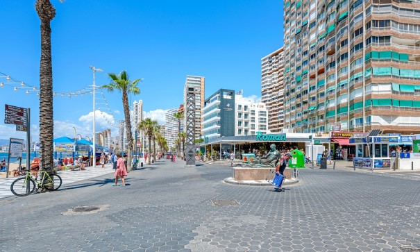 Videresalg - Lejlighed lejlighed -
Benidorm - Levante*