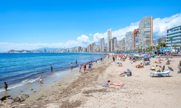 Videresalg - Lejlighed lejlighed -
Benidorm - Levante*