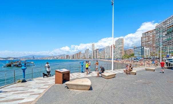 Videresalg - Lejlighed lejlighed -
Benidorm - Levante*