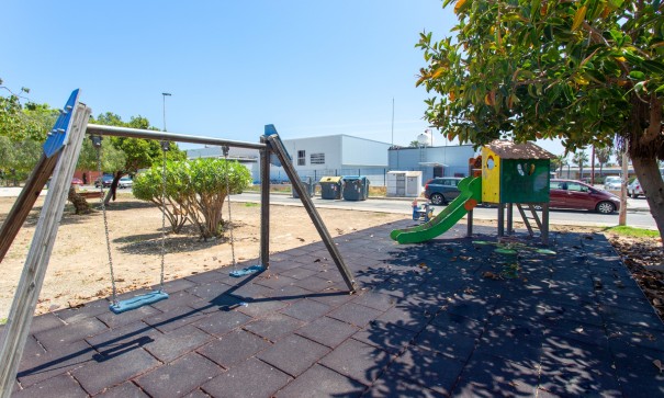 Revente - Appartement -
Orihuela Costa