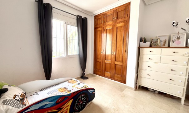 Venta - Chalet Independiente -
San Miguel de Salinas