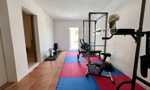 Venta - Chalet Independiente -
San Miguel de Salinas