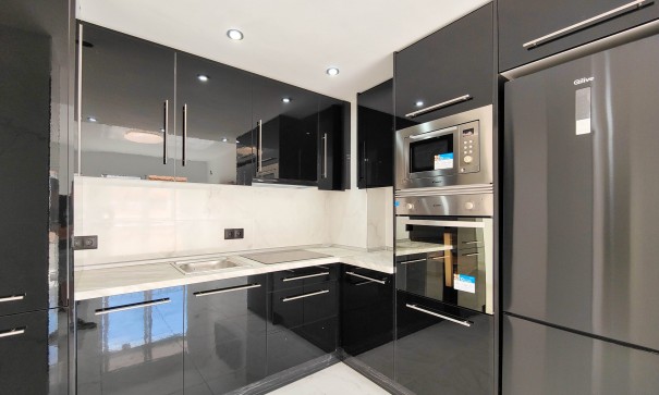 Resale - Wohnung Appartement -
Orihuela Costa