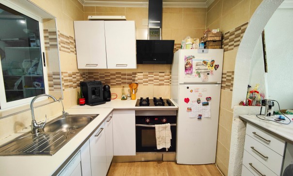 Herverkoop - Halfvrijstaande villa -
San Miguel de Salinas