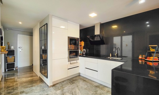 Återförsäljning - Lägenhet lägenhet -
Orihuela Costa