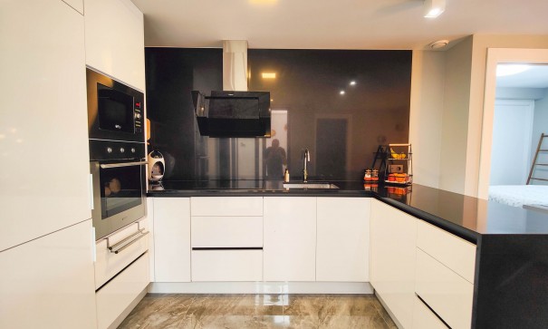 Återförsäljning - Lägenhet lägenhet -
Orihuela Costa