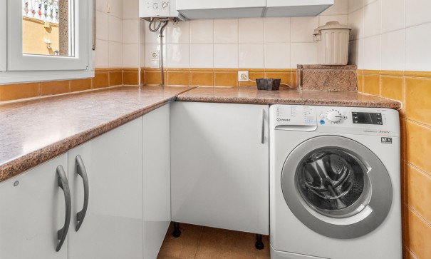 Videresalg - Fritliggende villa -
Algorfa