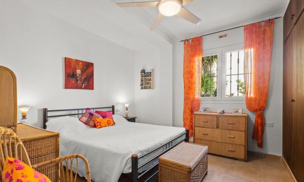 Videresalg - Fritliggende villa -
Algorfa