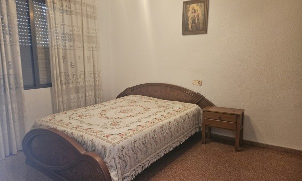 Resale - Stadthaus -
Albatera