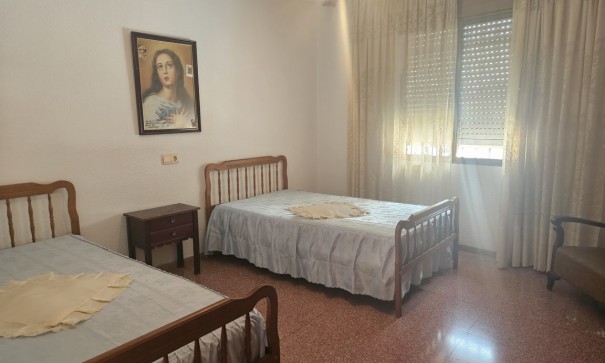 Resale - Stadthaus -
Albatera