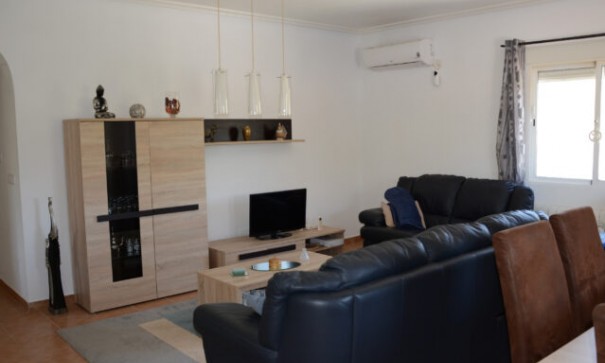 Sprzedaż - Willa wolnostojąca -
Macisvenda