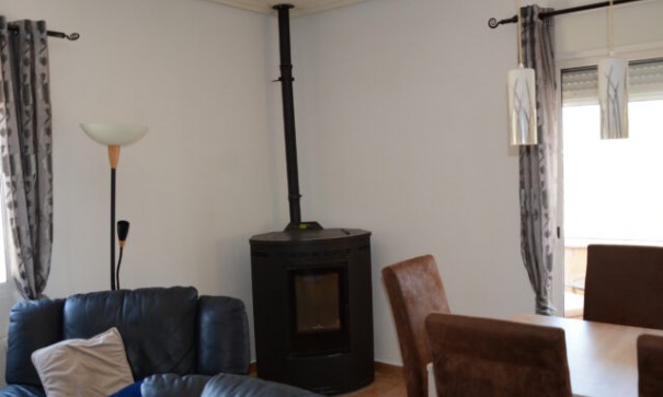 Sprzedaż - Willa wolnostojąca -
Macisvenda