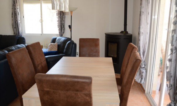 Sprzedaż - Willa wolnostojąca -
Macisvenda