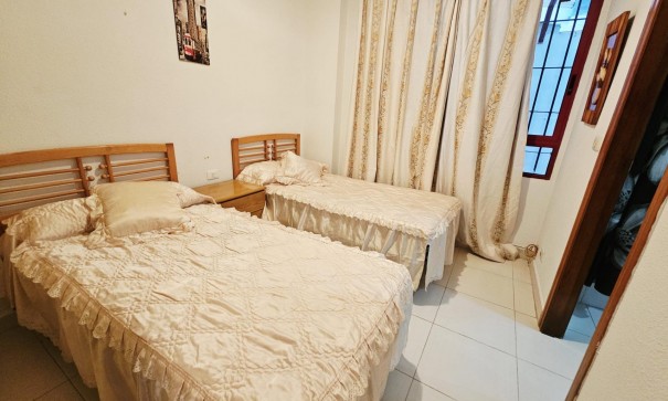 Sale - Apartment Flat -
Guardamar del Segura - Pueblo