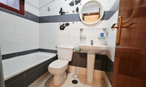 Sale - Apartment Flat -
Guardamar del Segura - Pueblo