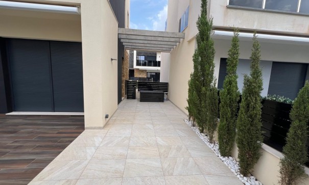 Sale - Detached Villa -
Orihuela Costa - Lomas de Cabo Roig