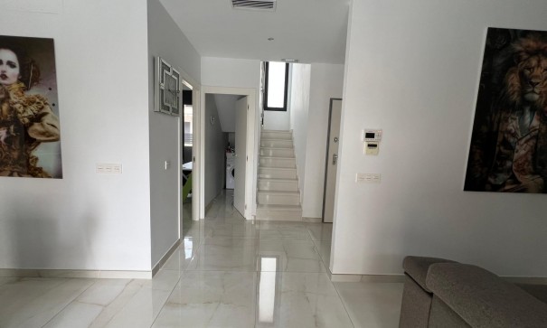 Sale - Detached Villa -
Orihuela Costa - Lomas de Cabo Roig