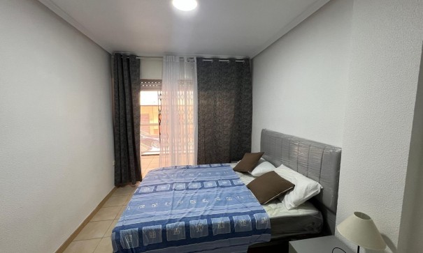Sale - Apartment Flat -
Torrevieja - Playa del cura