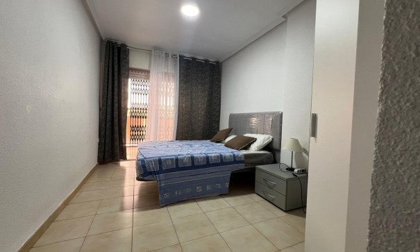 Sale - Apartment Flat -
Torrevieja - Playa del cura