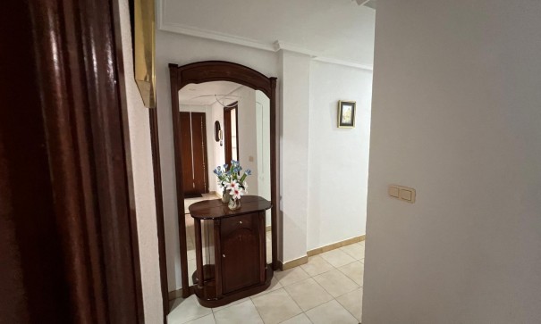Sale - Apartment Flat -
Torrevieja - Playa del cura