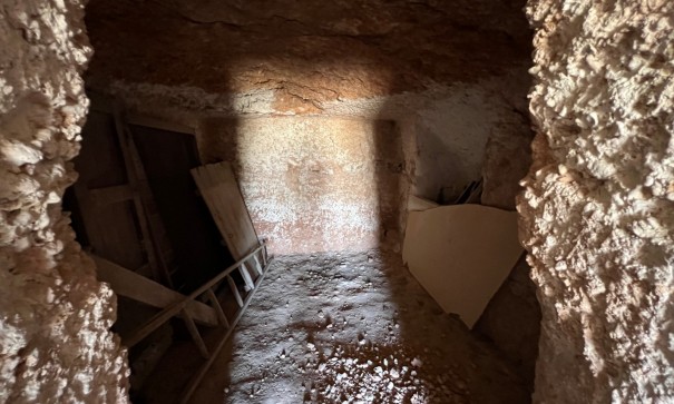 Herverkoop - Perceel Grond -
Barbarroja