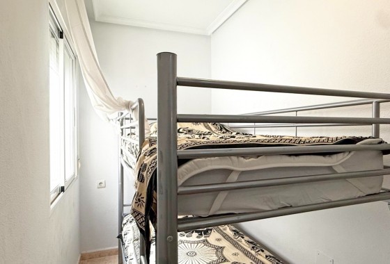 Sprzedaż - Apartament / Mieszkanie -
Torrevieja