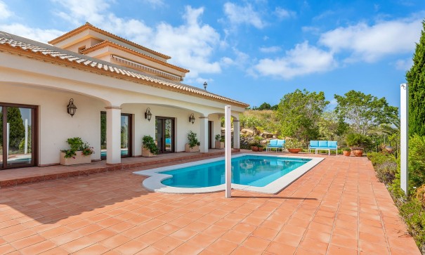 Sale - Finca Country Property -
Torremendo