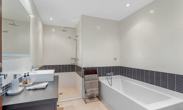 Sale - Finca Country Property -
Torremendo