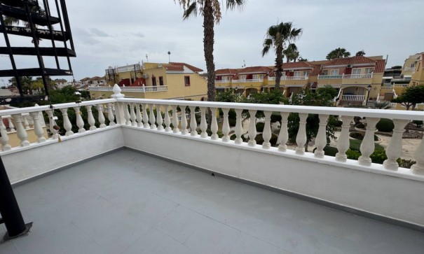 Sale - Detached Villa -
Algorfa - Lo Crispin