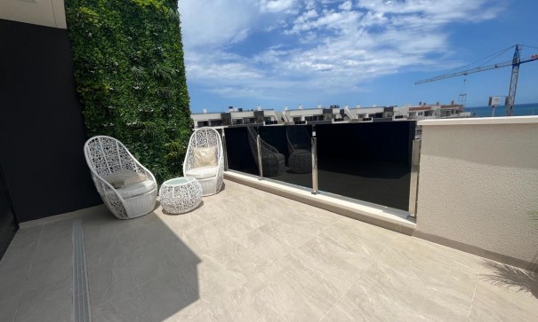 Resale - Wohnung Appartement -
Torrevieja