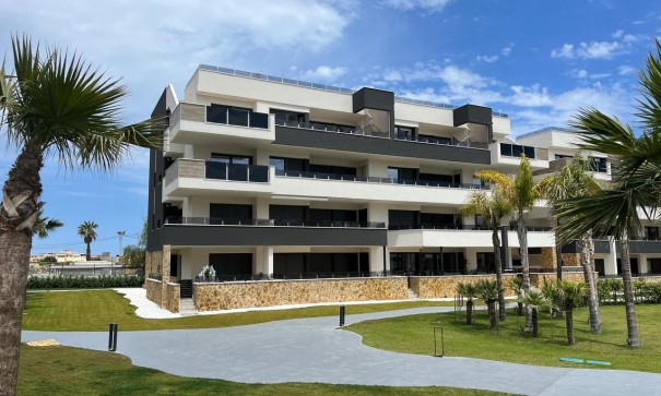 Resale - Wohnung Appartement -
Torrevieja