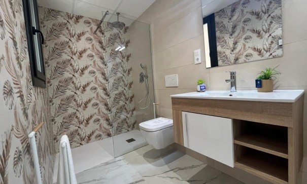 Resale - Wohnung Appartement -
Torrevieja