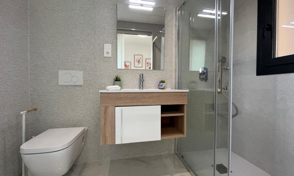 Venta - Apartamento piso -
Torrevieja