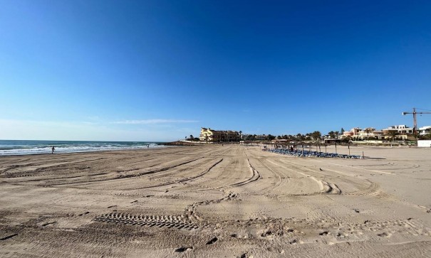 Venta - Apartamento piso -
Torrevieja