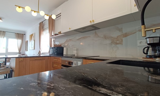 Resale - Doppelhaushälfte -
La Zenia - 03189