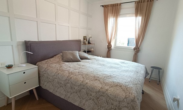 Resale - Doppelhaushälfte -
La Zenia - 03189