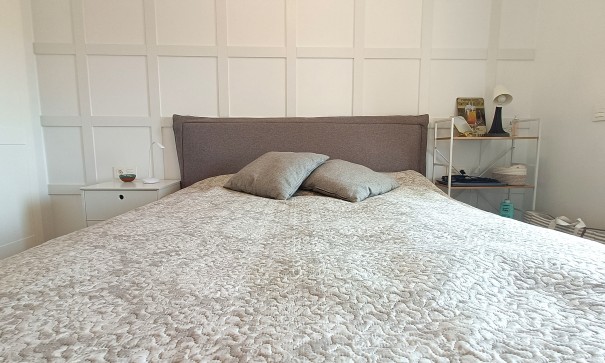 Resale - Doppelhaushälfte -
La Zenia - 03189