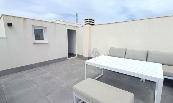 Resale - Doppelhaushälfte -
La Zenia - 03189