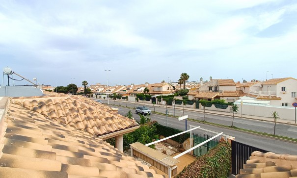 Resale - Doppelhaushälfte -
La Zenia - 03189