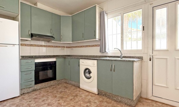 Herverkoop - Halfvrijstaande villa -
Orihuela Costa - Los Altos