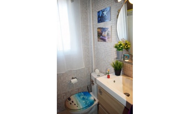 Sale - Town house -
Torrevieja - Torrevieja Alicante