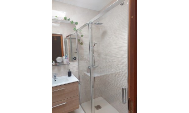 Sale - Town house -
Torrevieja - Torrevieja Alicante